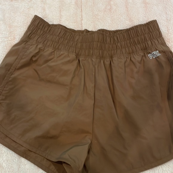 Victoria Secret active set. - Picture 6 of 8